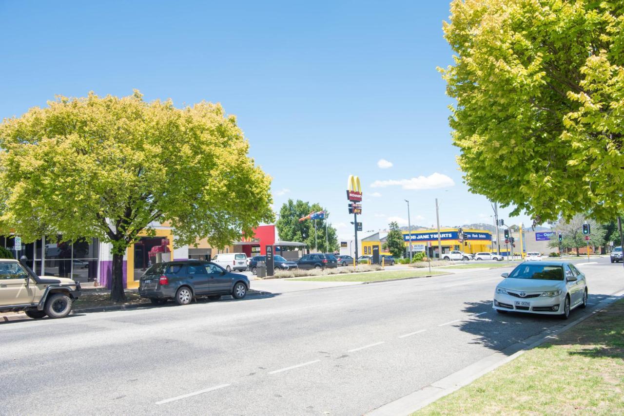 Elm Court Motel Albury Buitenkant foto