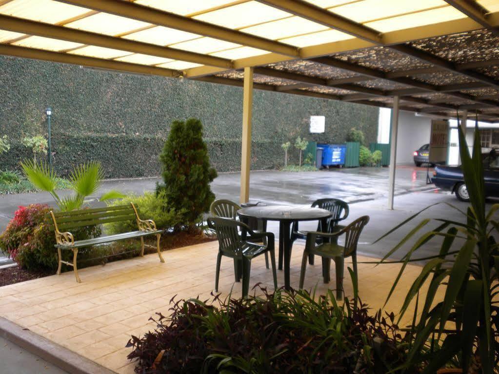 Elm Court Motel Albury Buitenkant foto